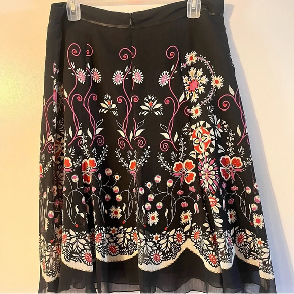 Esprit Skirt - Picture 2 of 6